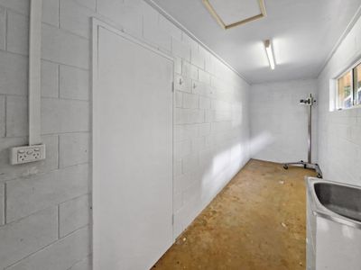 1 Tolga Road , Atherton
