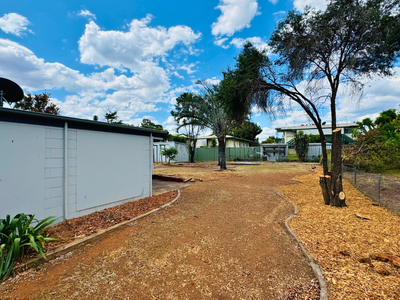 6 Mackay Street, Moranbah