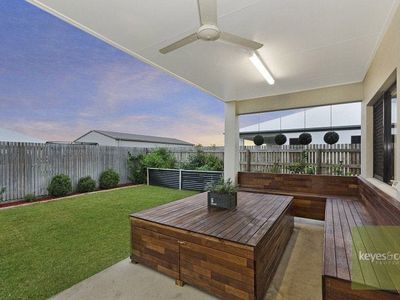 12 Fremont Street, Mount Low