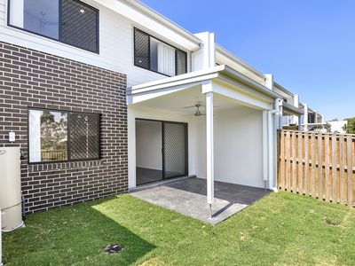 6 Gary Lane, Coomera