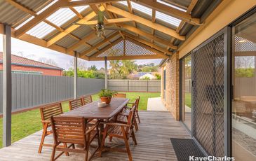 7 Castle Court, Beaconsfield