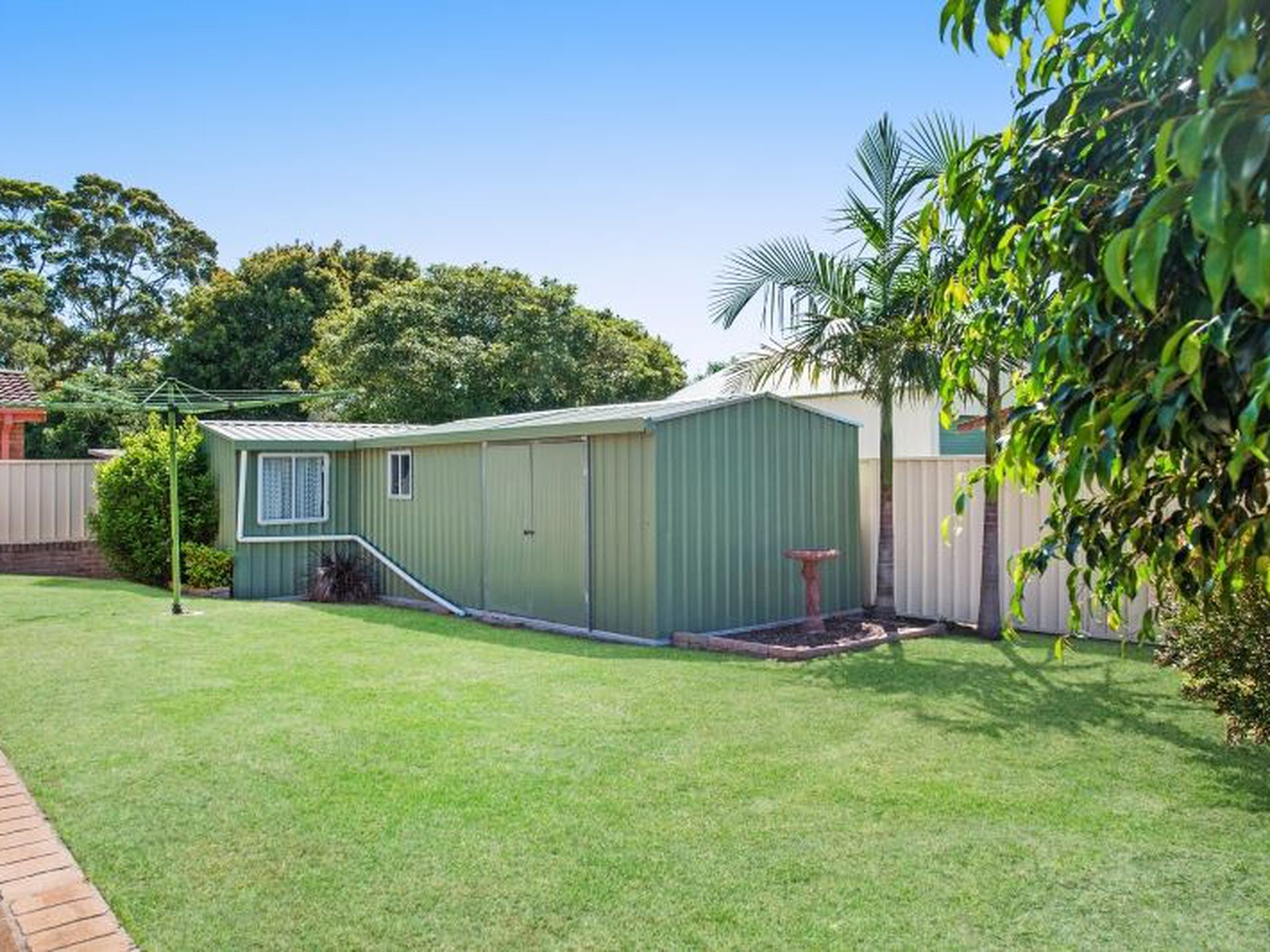 9 Maria Ave, Burrill Lake