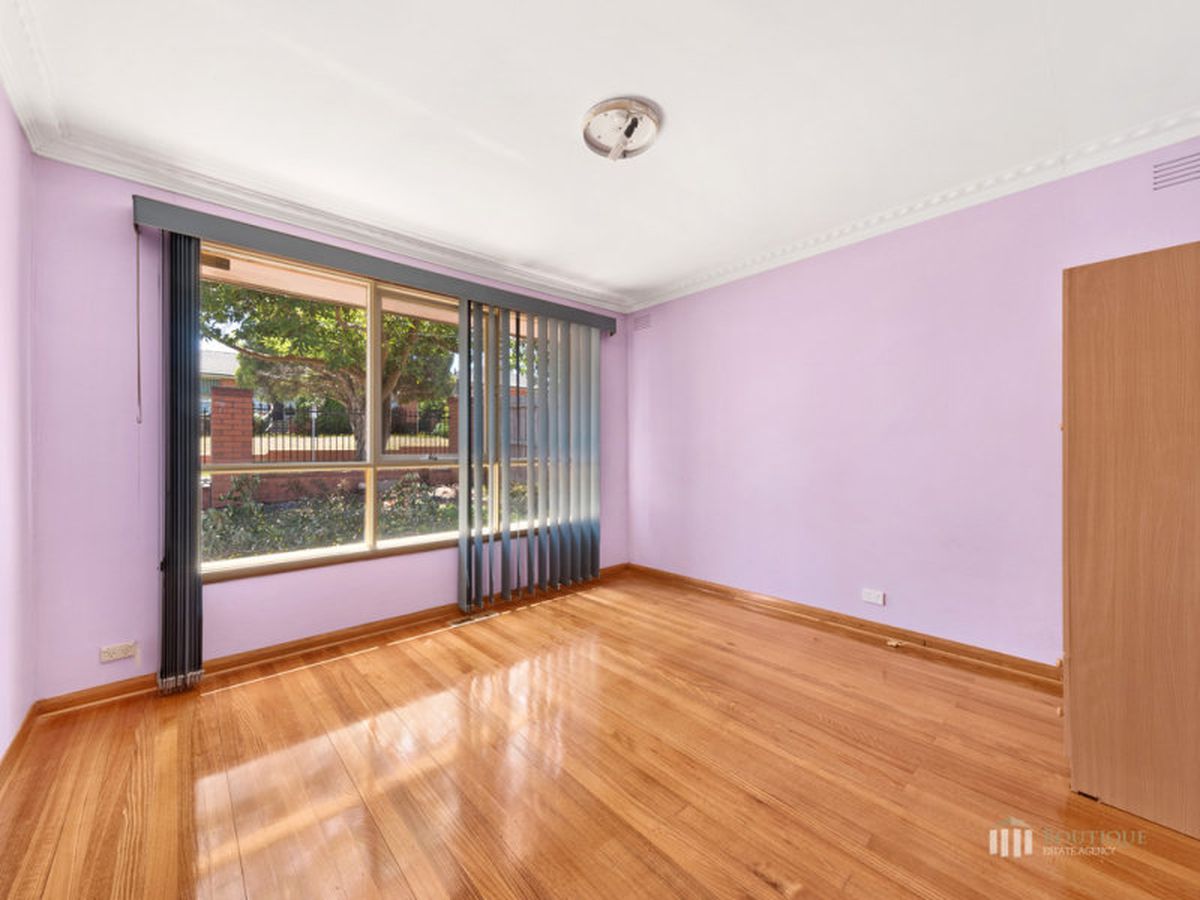 164 Eley Road, Burwood East