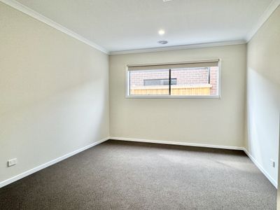 9 Lydney Street, Wyndham Vale