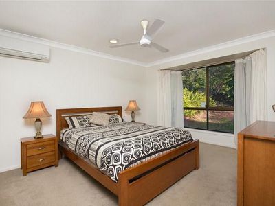 2 Salamander Place, Rochedale South