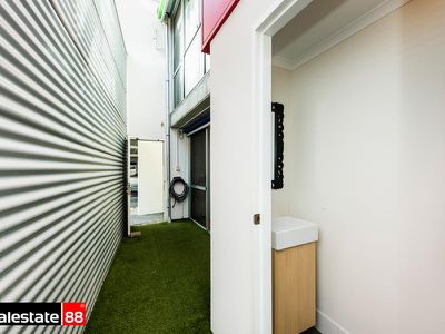 3 Little Saunders Street, East Perth