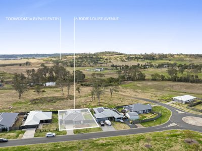 6 Jodie Louise Avenue, Cotswold Hills