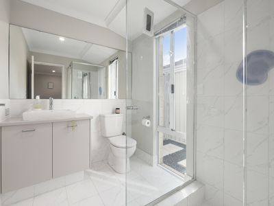 4 Fernhill Promenade, Harrisdale