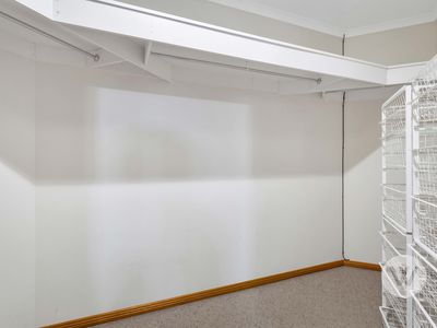 6 Timothy Court, Mitchell Park