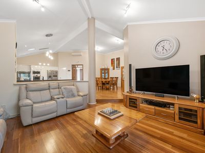 1 Mann Court, Winthrop