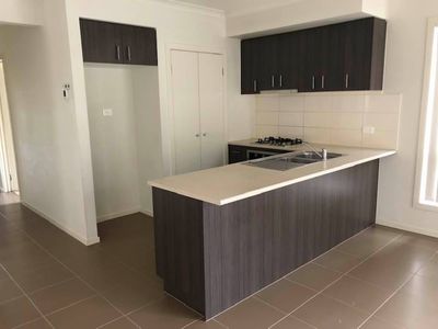 3 Bondi Parade, Point Cook