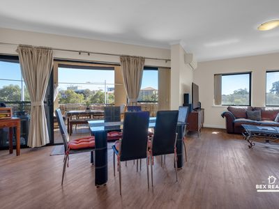 44 / 164 Lakeside Drive, Joondalup