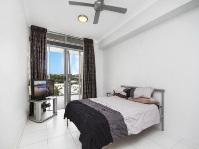 36 / 28 Landsborough Street, North Ward