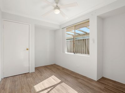 5 LISBON PLACE, Warnbro