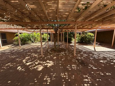 8&9 / 22 Throssell Road, South Hedland