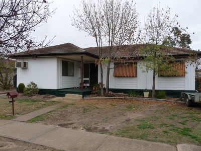 7 Shirley Street, Horsham