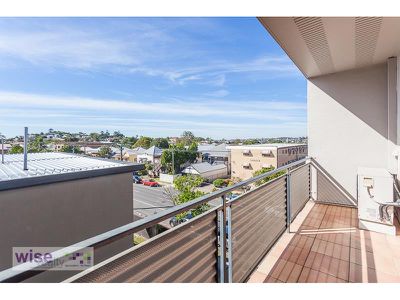 9 / 148 Kent Street, New Farm