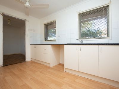 5 Pettit Place, South Hedland