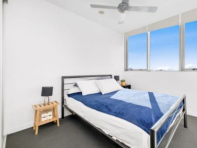 2051 / 16 Hamilton Place, Bowen Hills