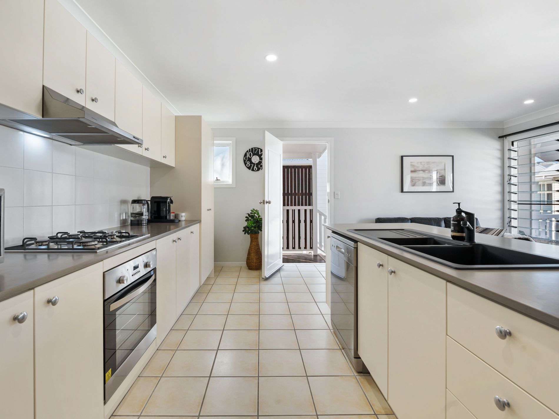 15 Beachway Parade, Marcoola