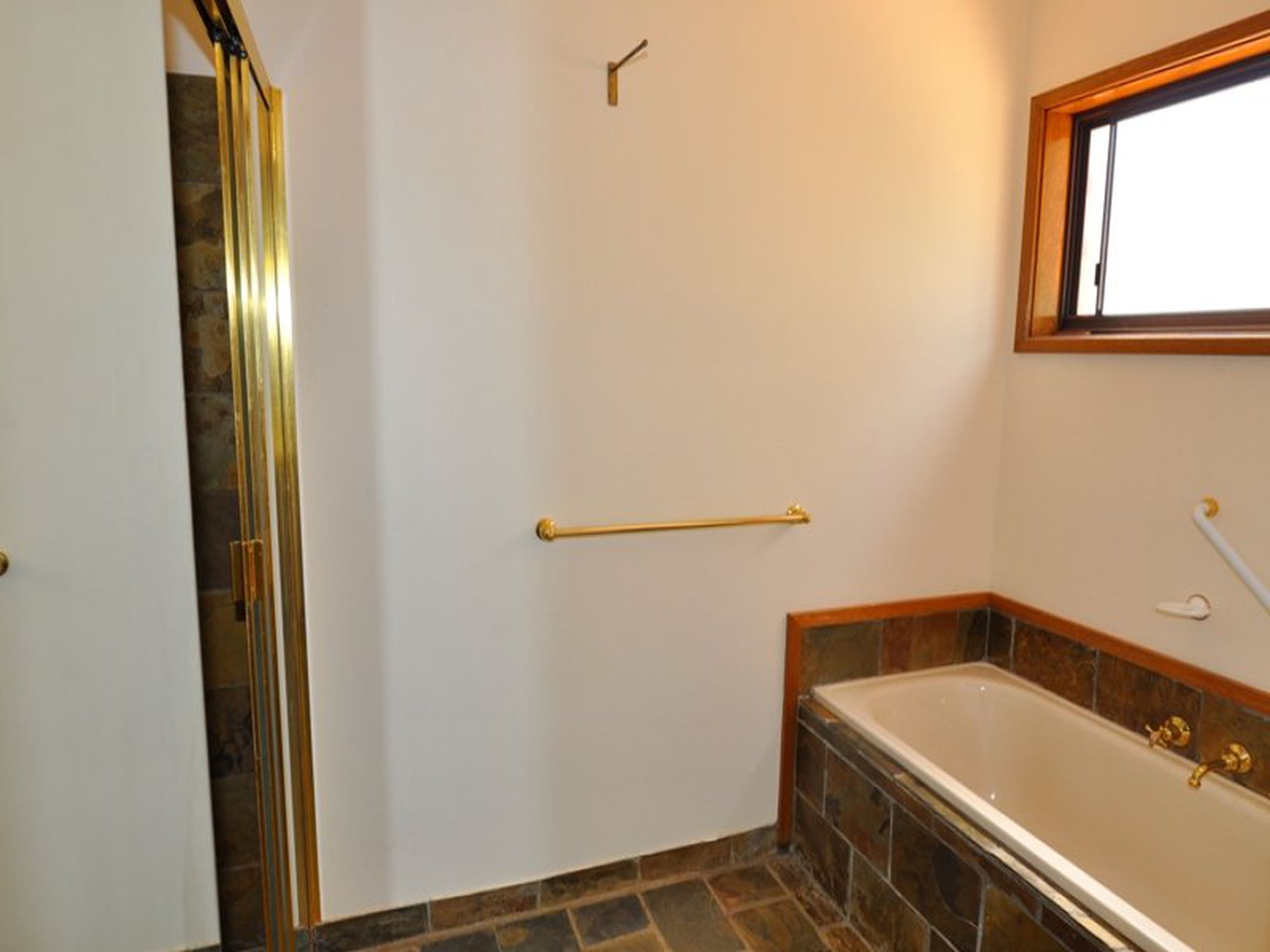 28 Wallaroy Drive, Burrill Lake