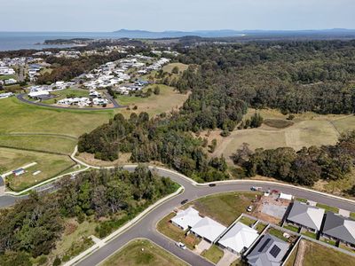 43 Golden Drive, Diamond Beach