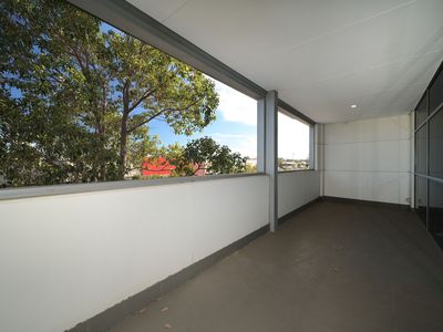 9 / 13 HOBSONS GATE, Currambine