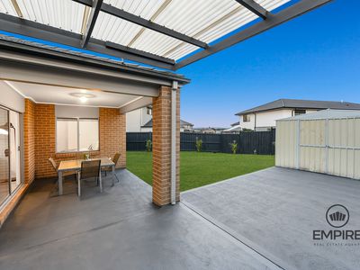 15 Scenery Drive, Clyde North