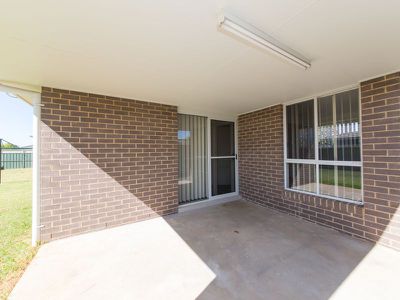 2 Shetland Avenue, Dubbo