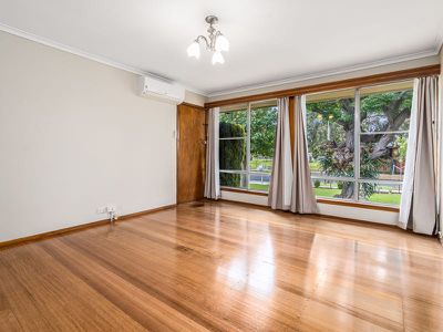 2 Japonica Court, Newcomb