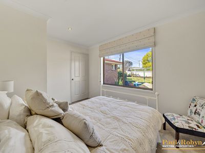 30 Bellingham Crescent, Kambah