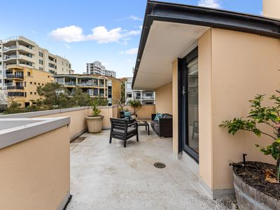 612 / 112 Mounts Bay Road, Perth