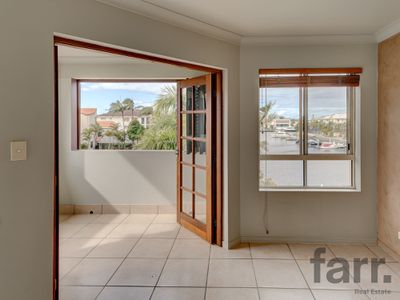 15 / 89 Bayview Street, Runaway Bay