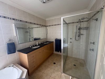 3 / 17 The Grange, Tamworth