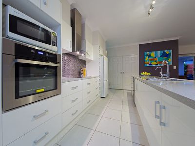 7 Gardenia Place, Wakerley