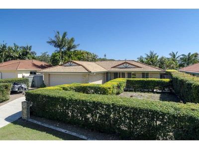 6 Birkdale Court, Tewantin