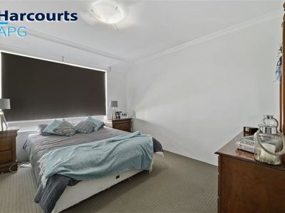 11 ARUM CORNER, Glen Iris