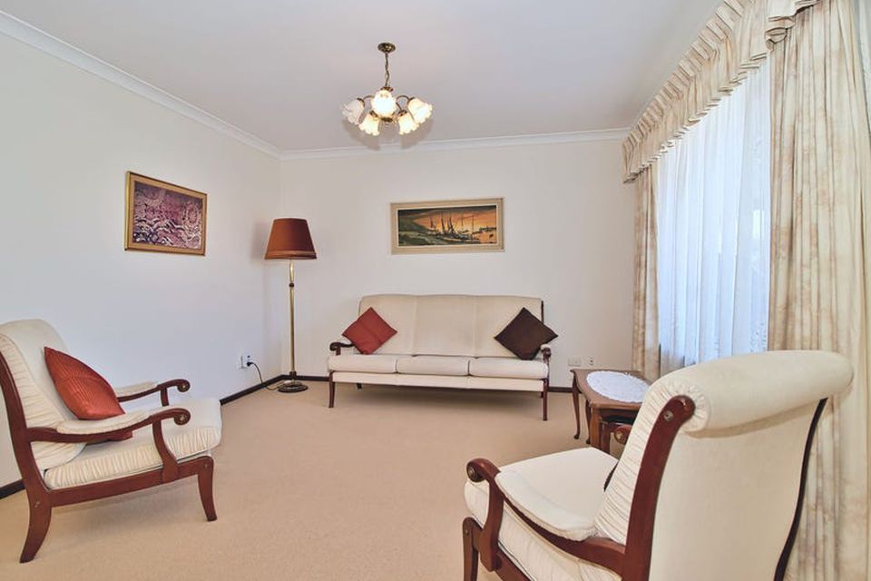 2 Freedman Way , Winthrop