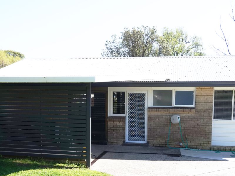 10 ARMSTRONG CRESCENT, Robertson