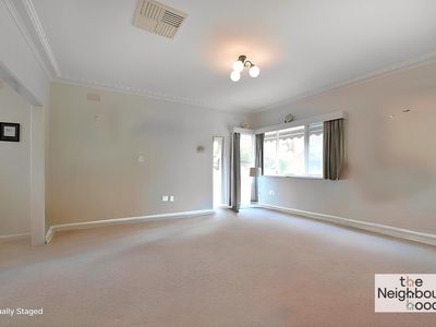 1 / 32 Doynton Parade, Mount Waverley