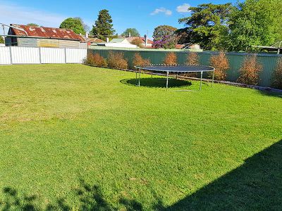 4 Ogilvy St, Blayney