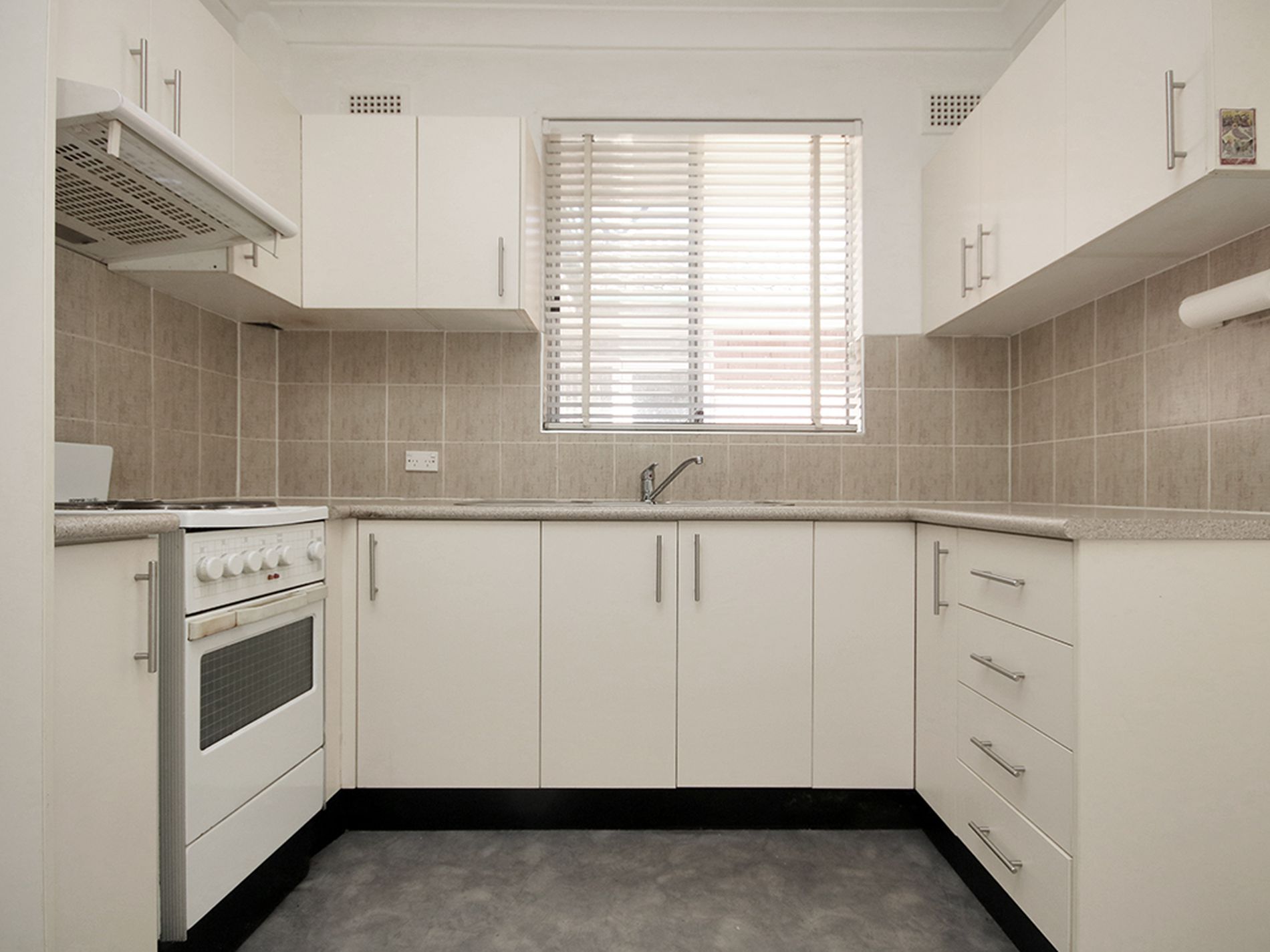 5 / 1 Flora Street, Roselands