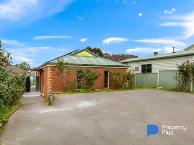 11 Allingham Street, Golden Square