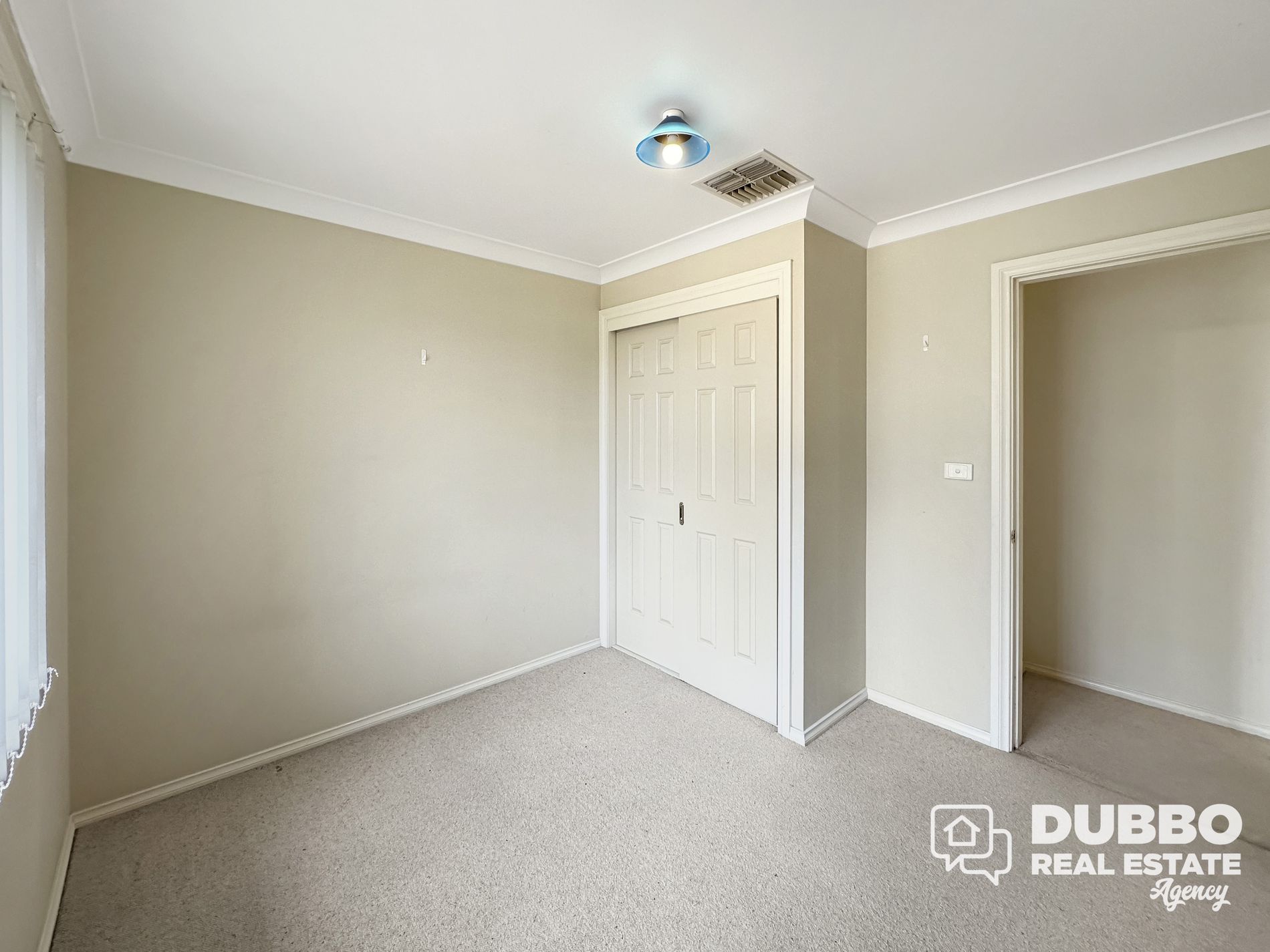 16 Kingfisher Street, Dubbo