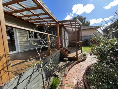 2 Nerissa Grove, Oak Park