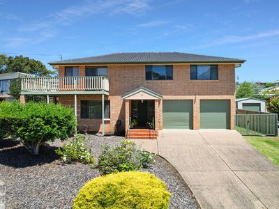 18 Lakeside Drive, Kianga