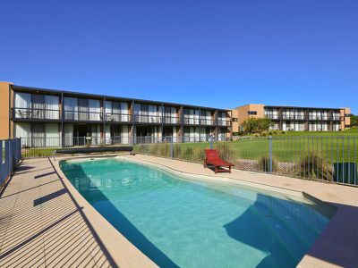 Apartment 7 / 50 Peter Thomson Drive, Fingal