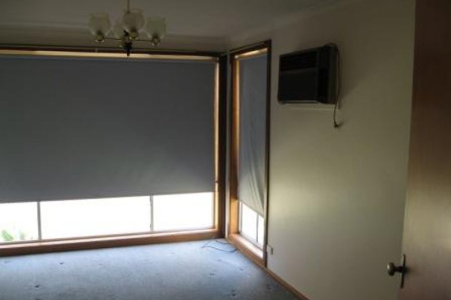84 Albert Street, Horsham