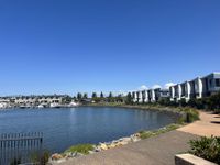 18 Mayfair Lane, Hope Island