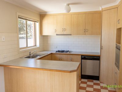 6 / 11 McPherson Street, Horsham